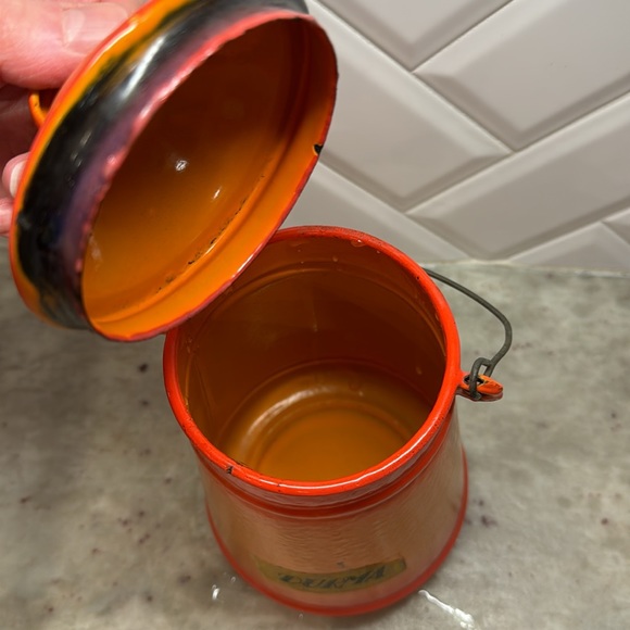 Vintage Enamelware Milk Container - Picture 2 of 4